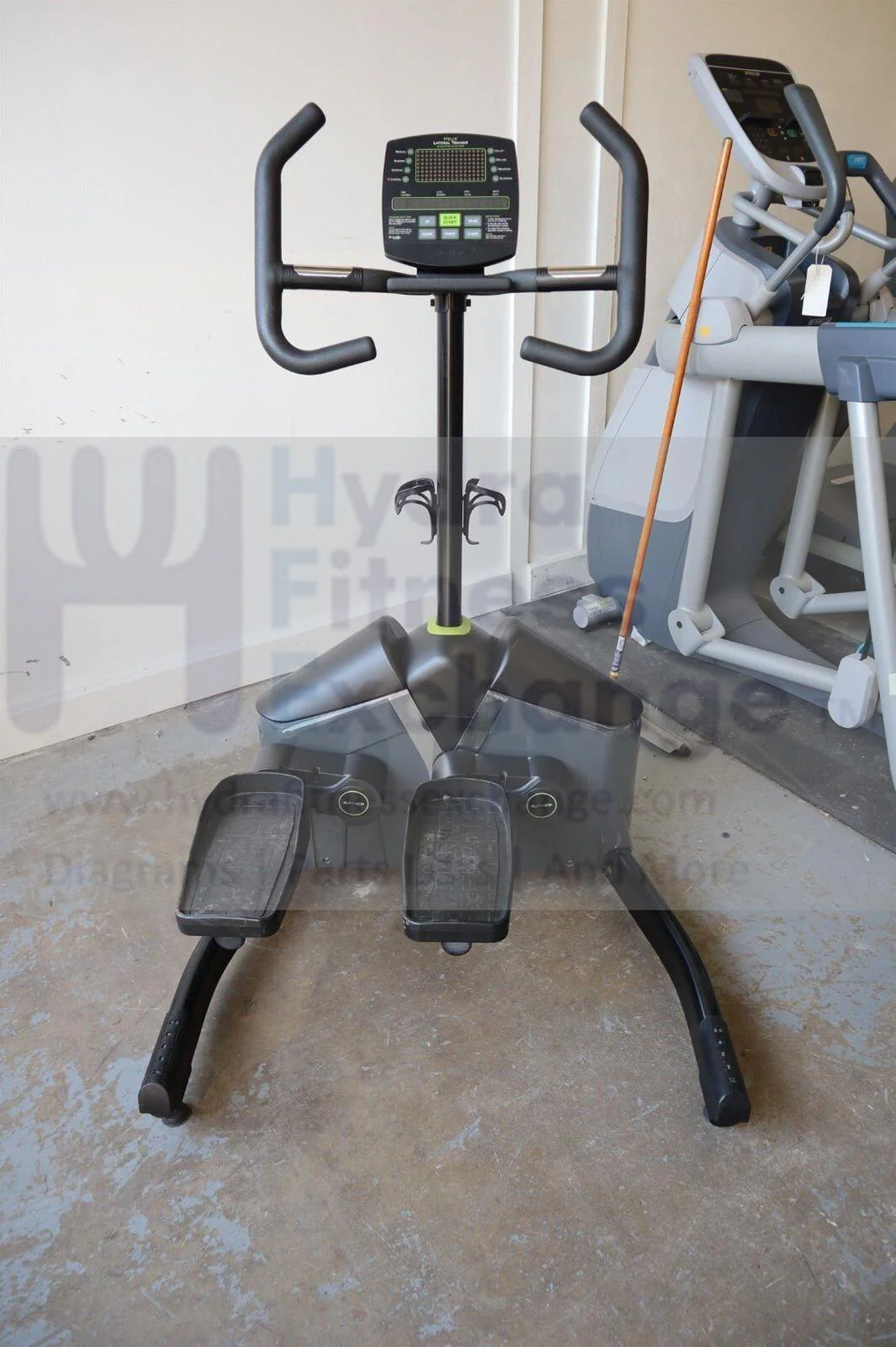 Helix HLT3500DD Lateral Trainer Elliptical - Image 3