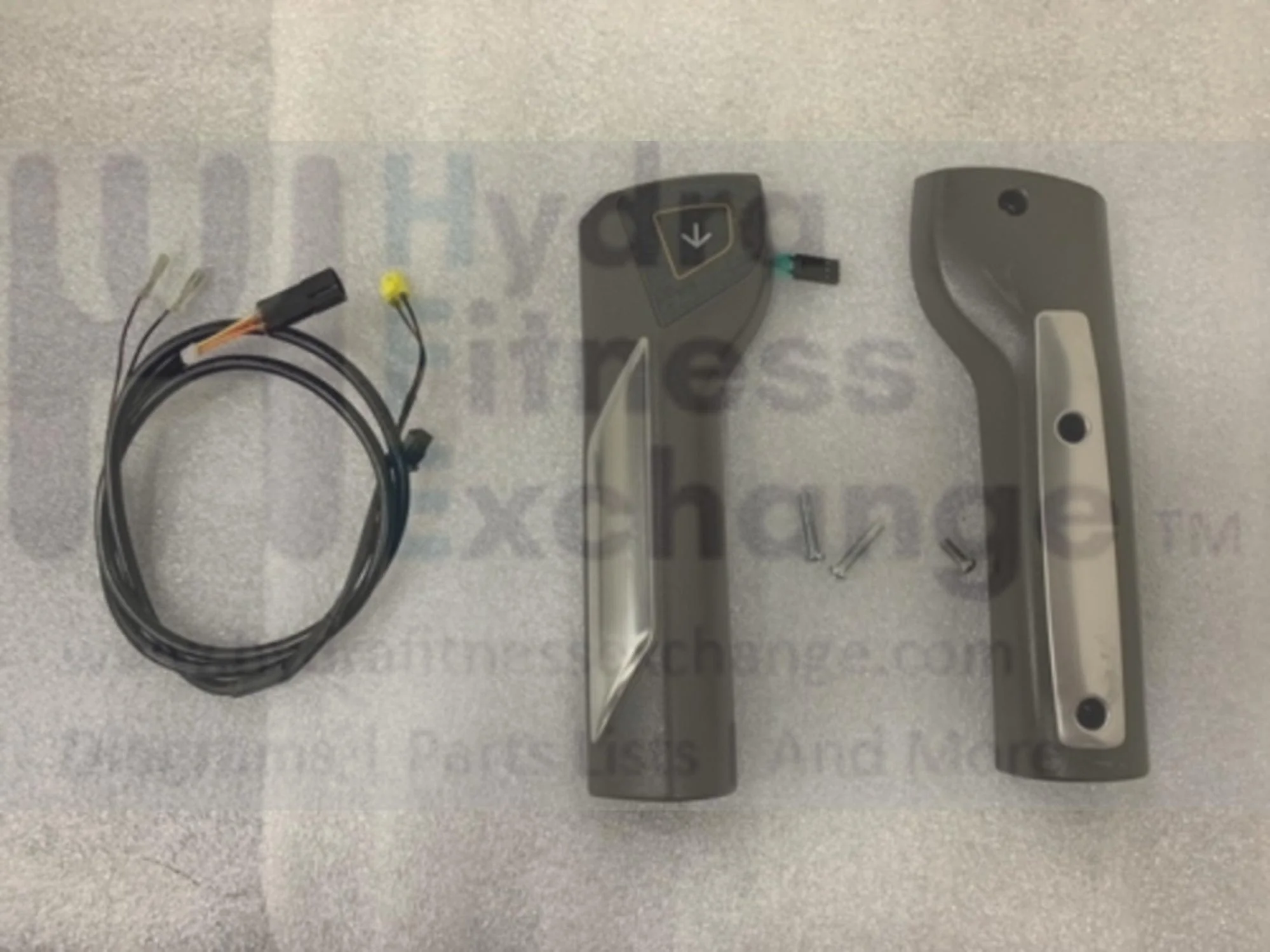 Horizon Fitness Endurance 300 - EP29 - 2003 Elliptical Heart Rate Hand Sensor Left Pulse Grip Set 1000459411 - Image 2
