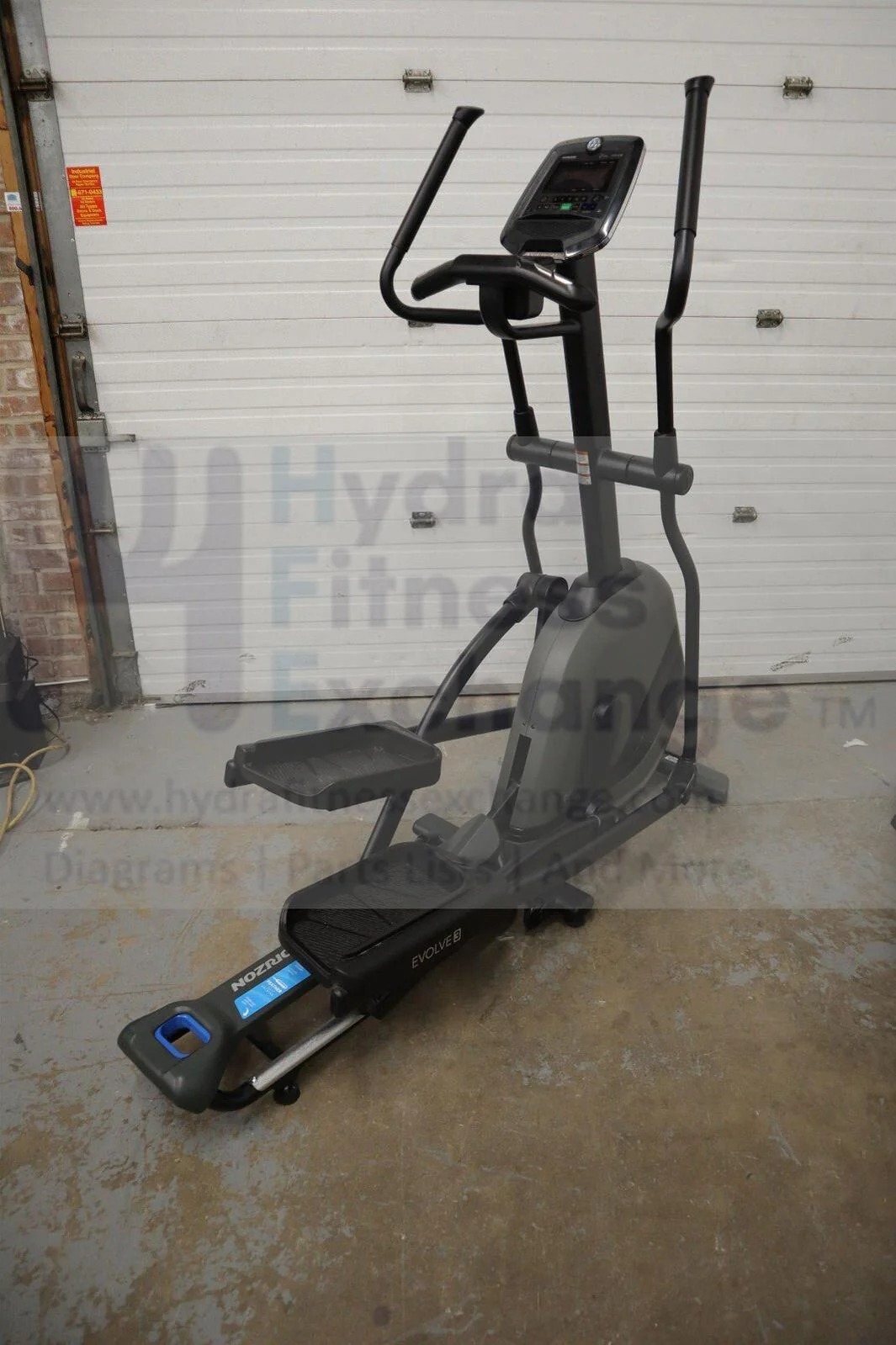 Horizon Fitness Evolve 3 EP583B Folding Elliptical - Image 3