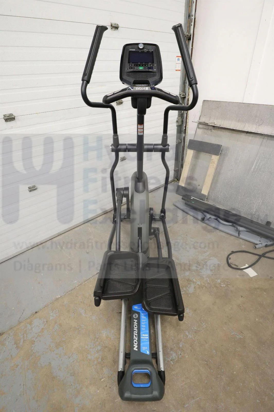 Horizon Fitness Evolve 5 Space Saver EP584B Folding Elliptical - Image 3