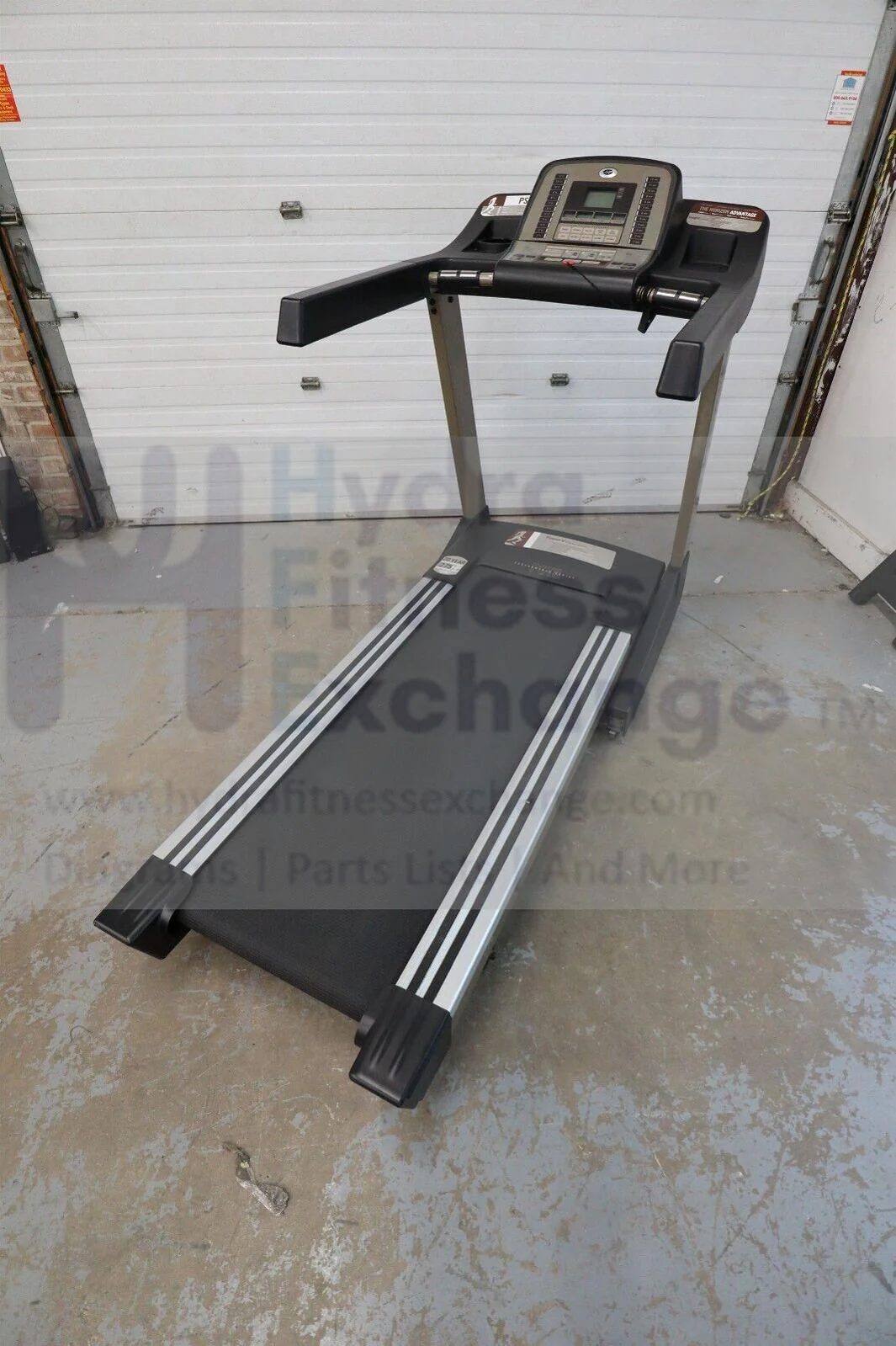 Horizon Fitness PST8 Folding Treadmill - Image 2