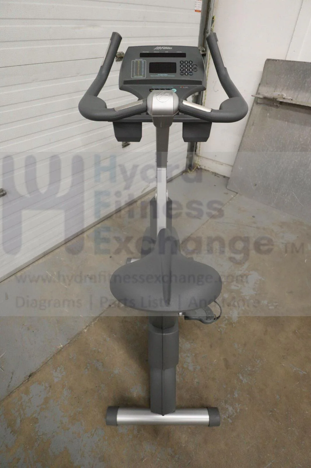 Life Fitness 95Ci Upright Stationary Bike - Image 3