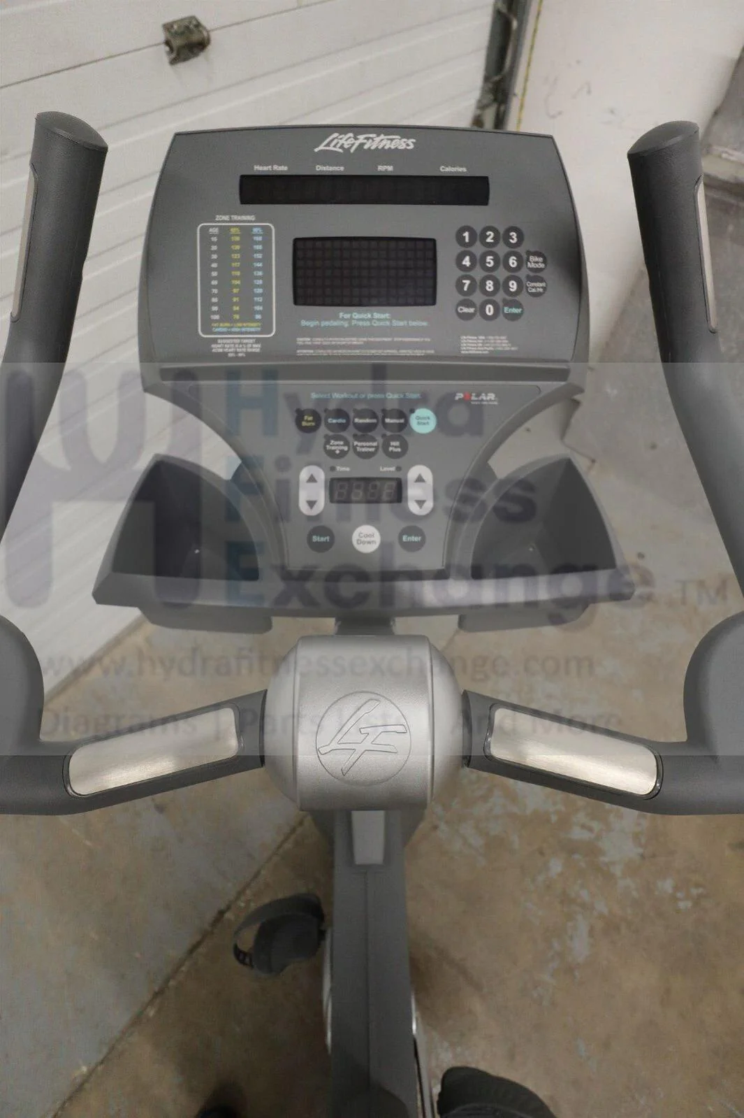 Life Fitness 95Ci Upright Stationary Bike - Image 4