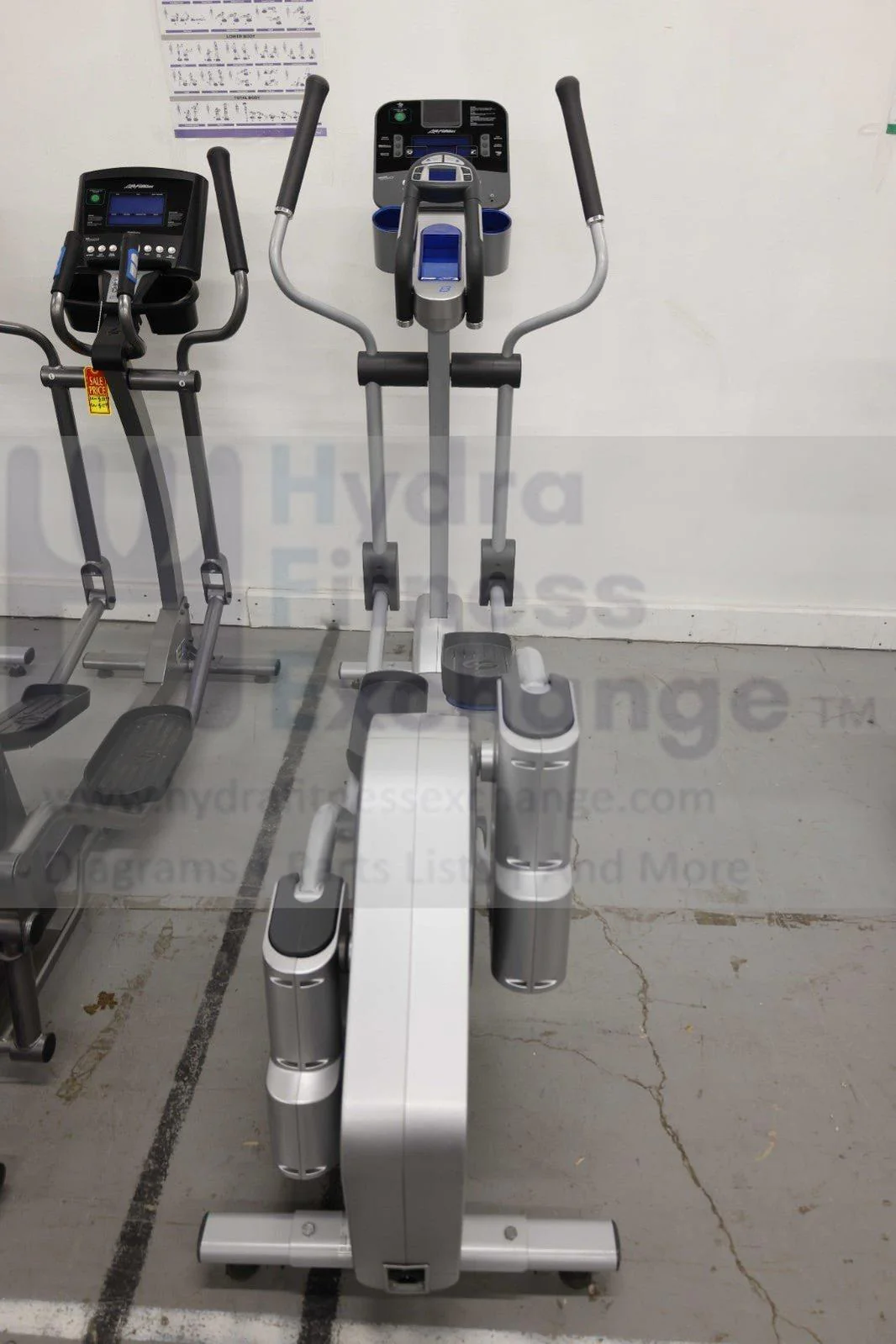 Life X8 Cross Trainer W Track Console X80612 Adjustable Stride Elliptical - Image 3
