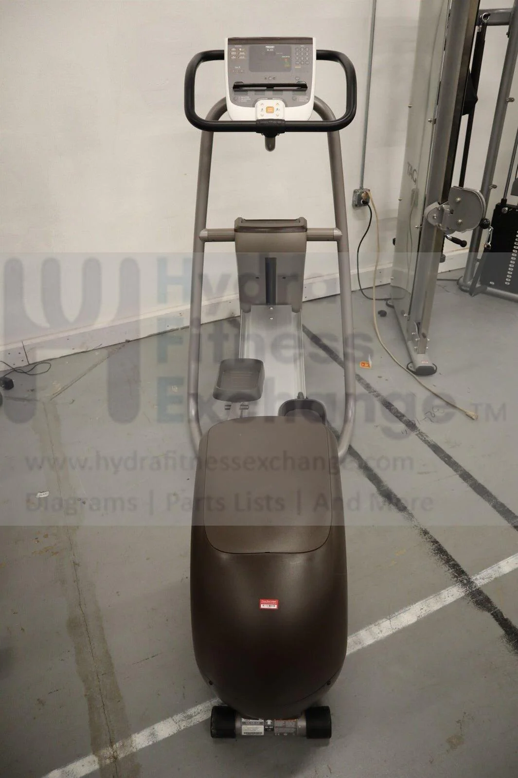 Precor 5.31 EFX AMWEL0 Adjustable Inline Elliptical - Image 3