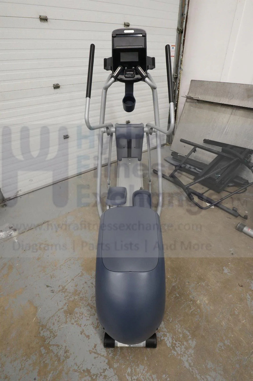 Precor EFX 447 AC63F3 Adjustable Inline Elliptical - Image 3