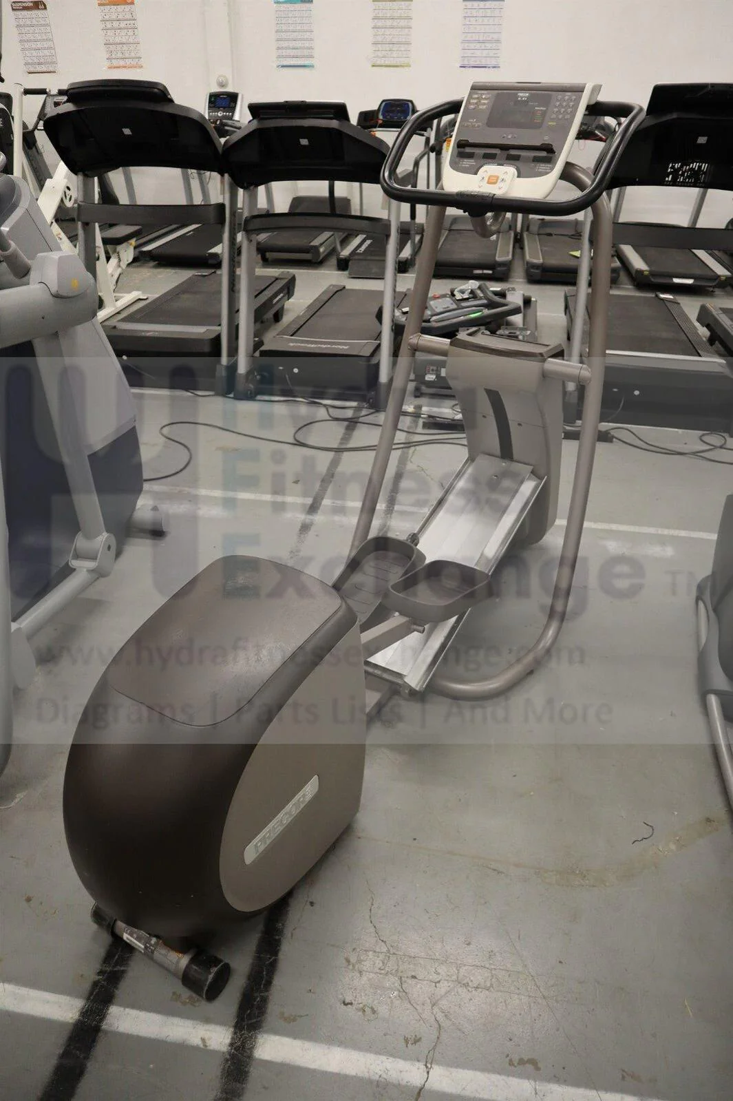 Precor EFX 5.31 AMWEB0 Adjustable Inline Elliptical