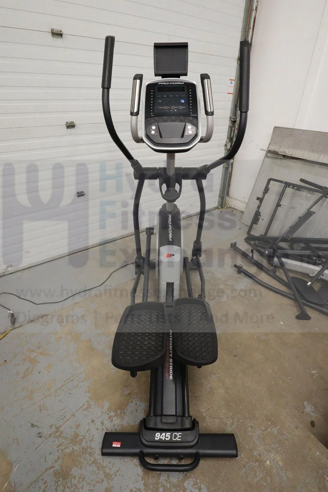 ProForm 945 CE PFEL64918 Adjustable Inline Elliptical - Image 2