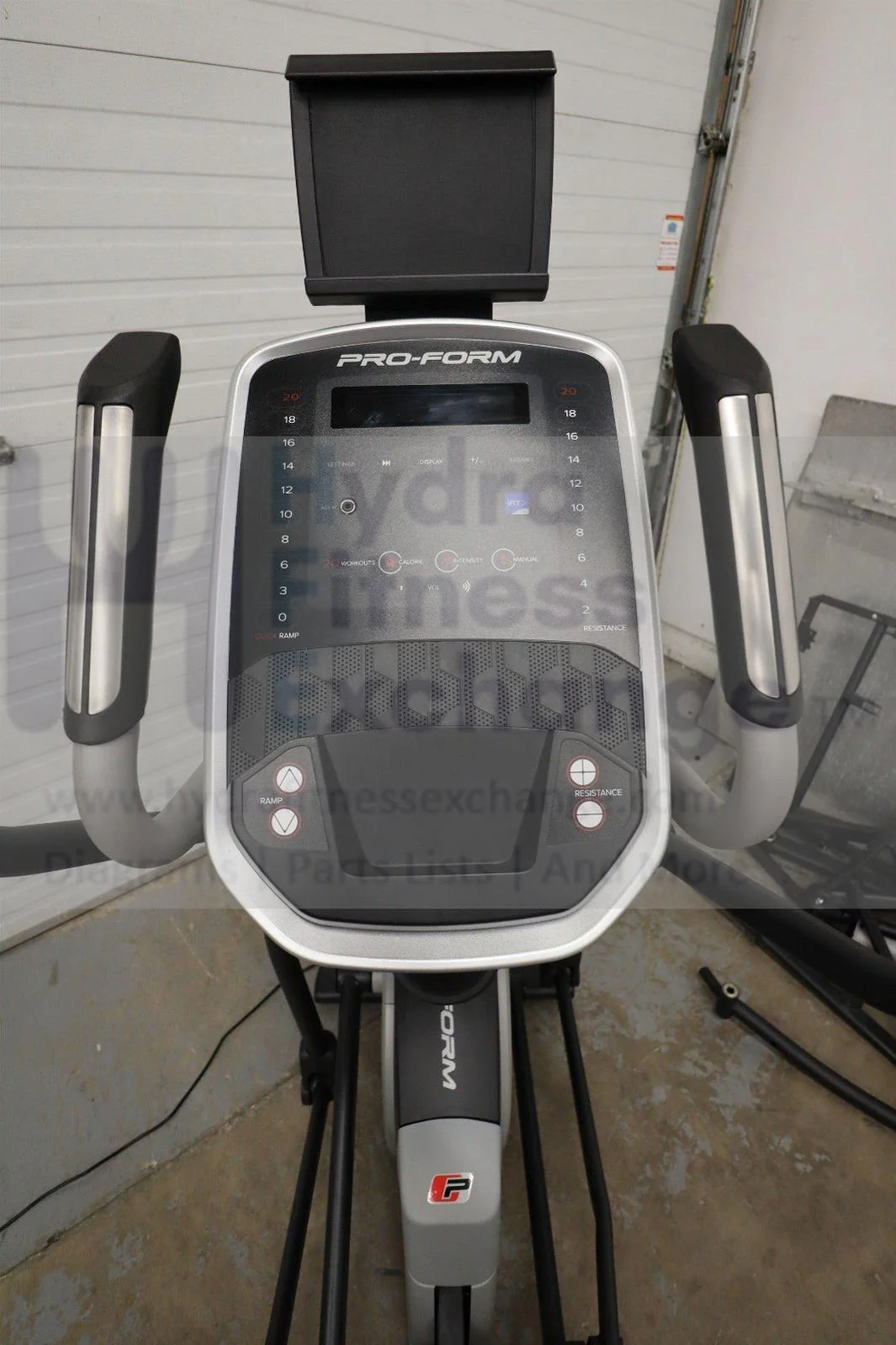 ProForm 945 CE PFEL64918 Adjustable Inline Elliptical - Image 3