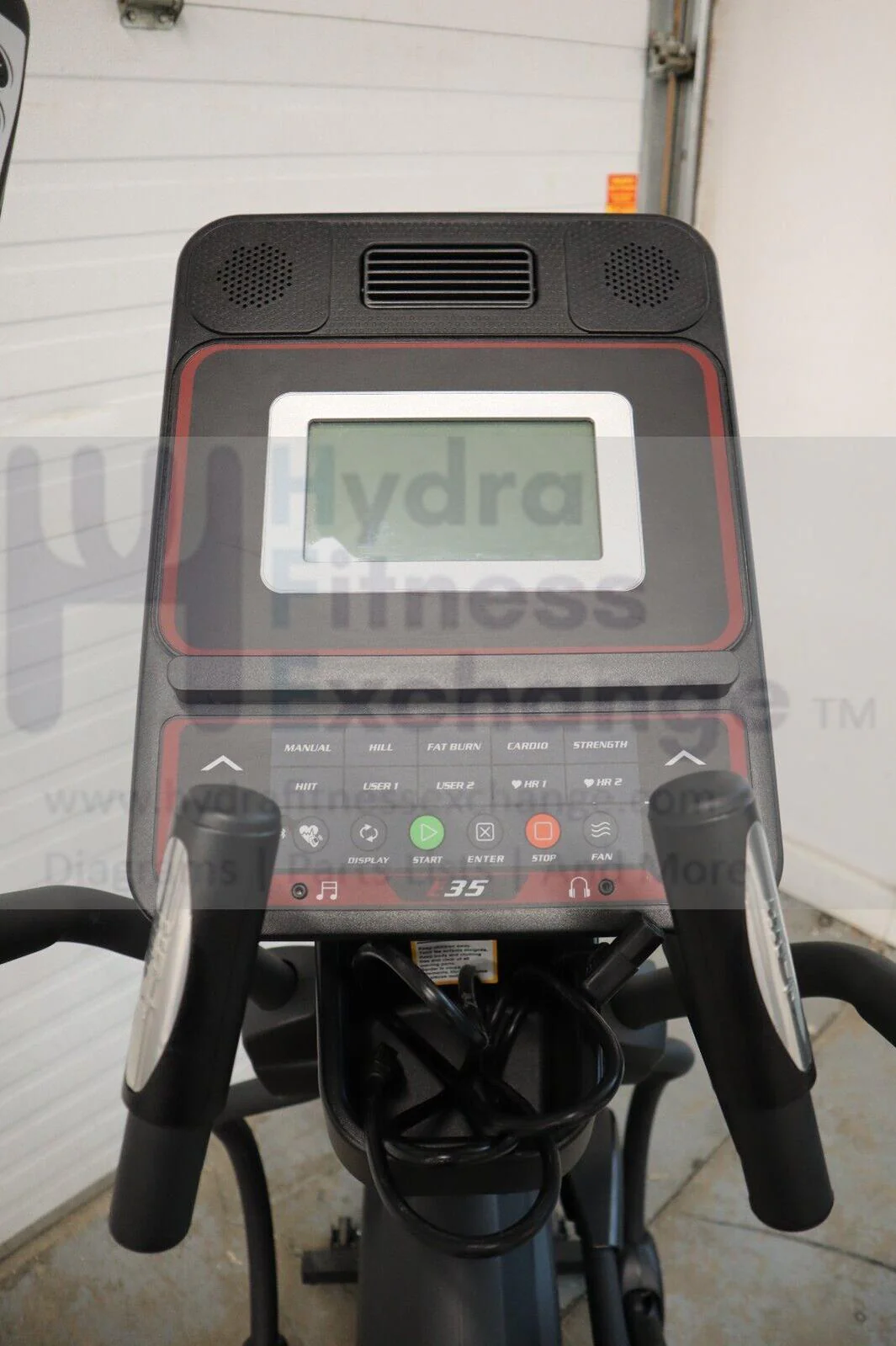 Refurbished Sole Fitness by Spirit - E35 Elliptical For Home Gym - Image 3