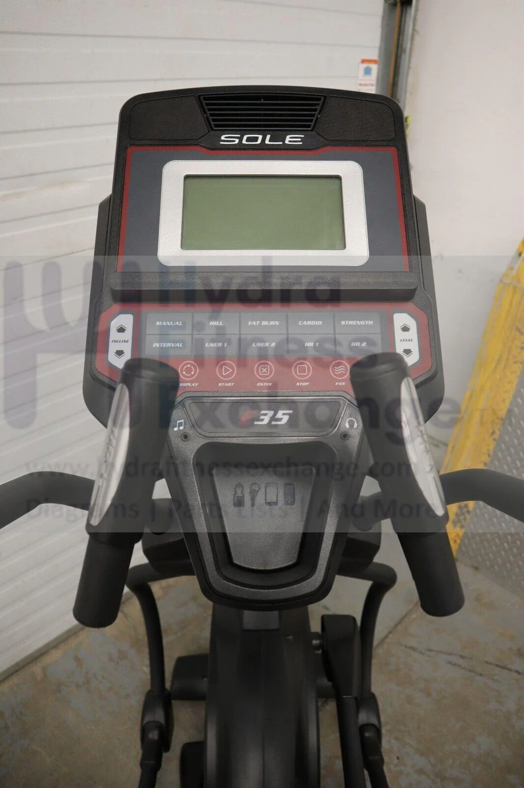 Sole E35 2018.2Q 535016 Adjustable Inline Elliptical - Image 4