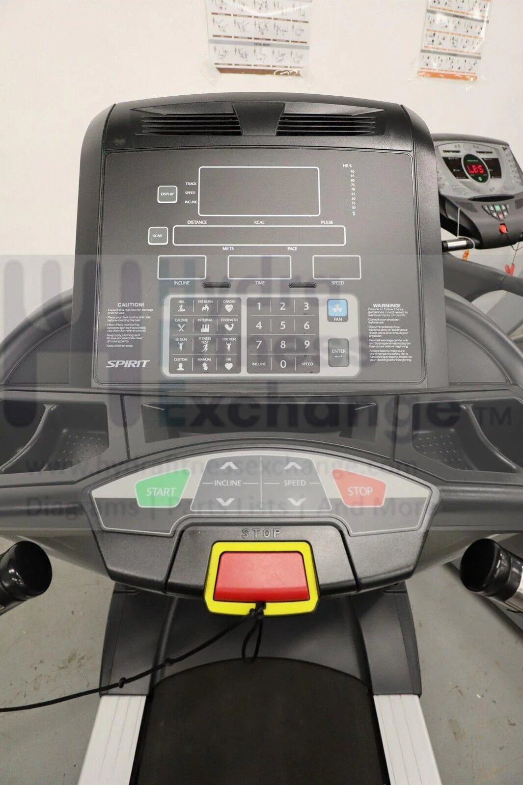 Spirit Fitness CT850 850845 Non Folding Treadmill - Image 4