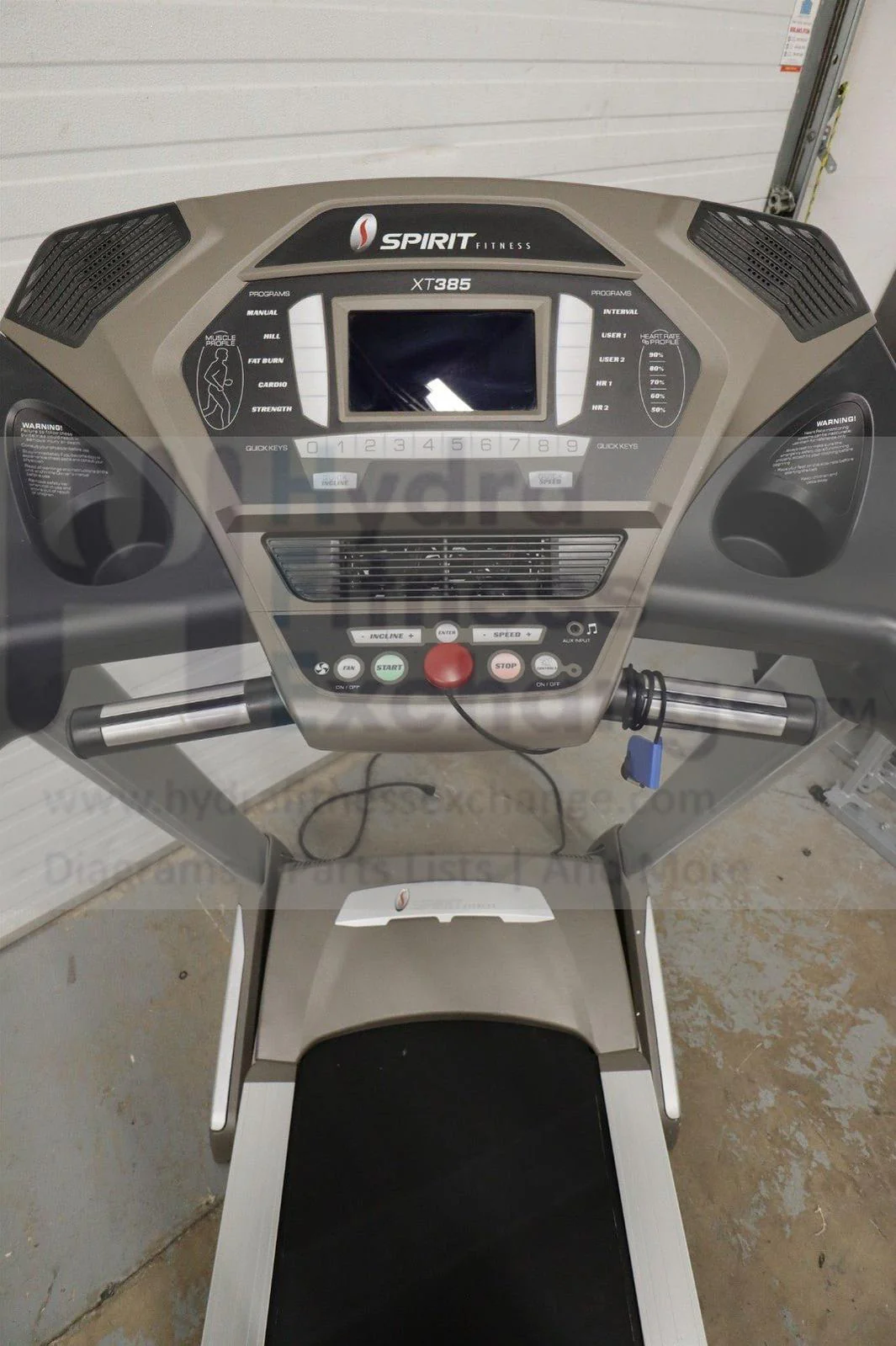 Spirit Fitness XT385 2011.4Q 385810 Folding Treadmill - Image 4