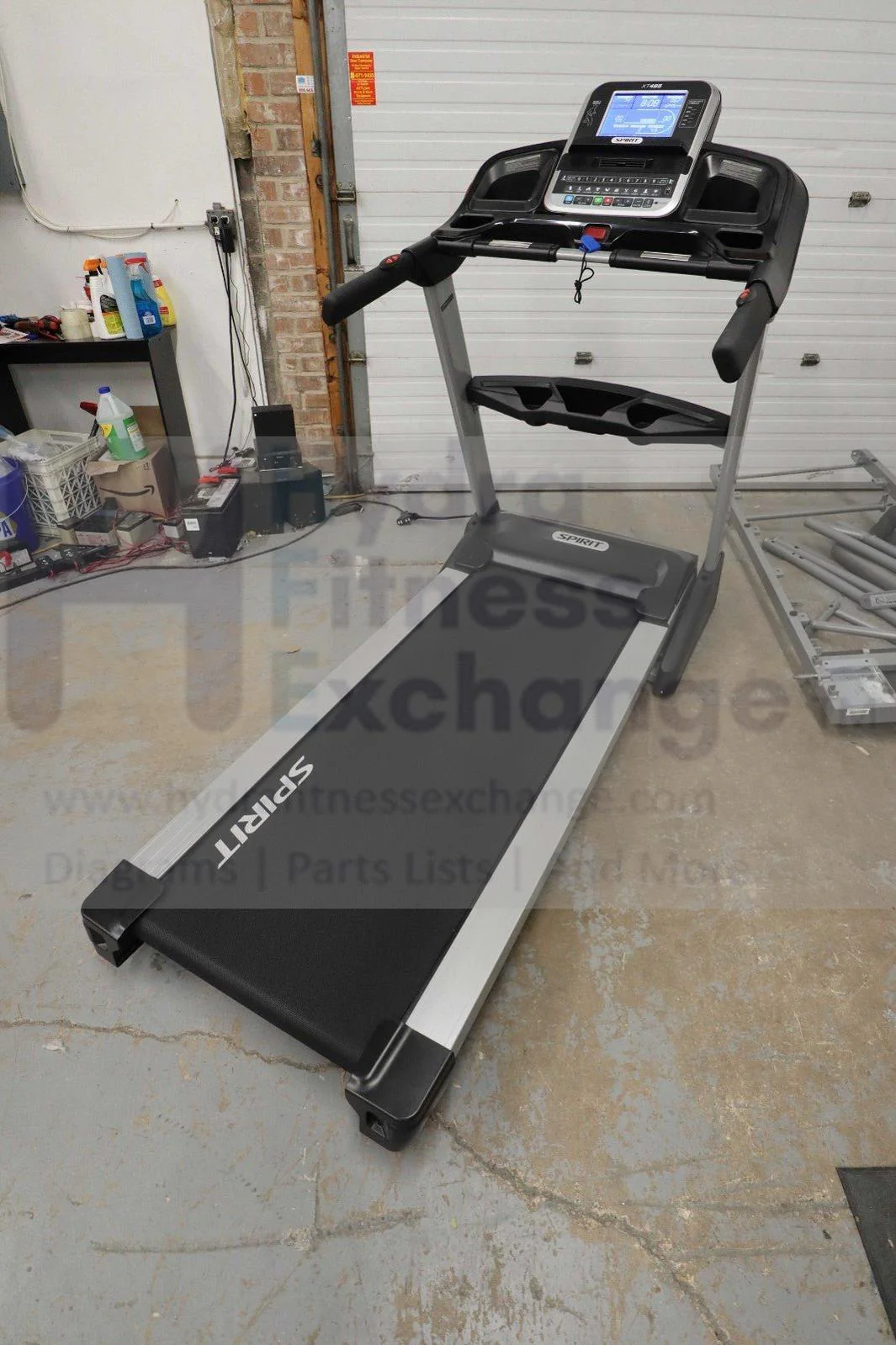 Spirit Fitness XT485 485815 Folding Treadmill - Image 2