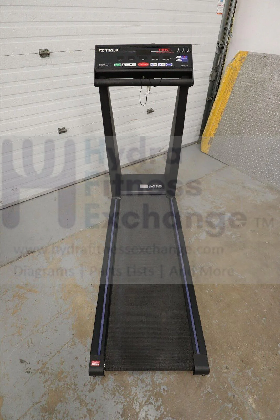 True Fitness 450 S.O.F.T. System Non Folding Treadmill - Image 3
