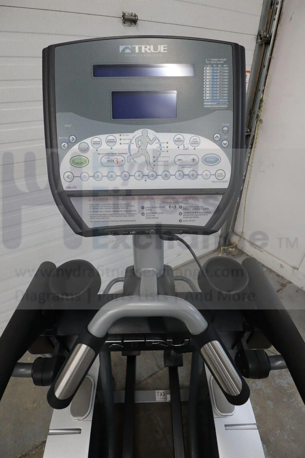 True Fitness CS200 XCS200A Elliptical - Image 3