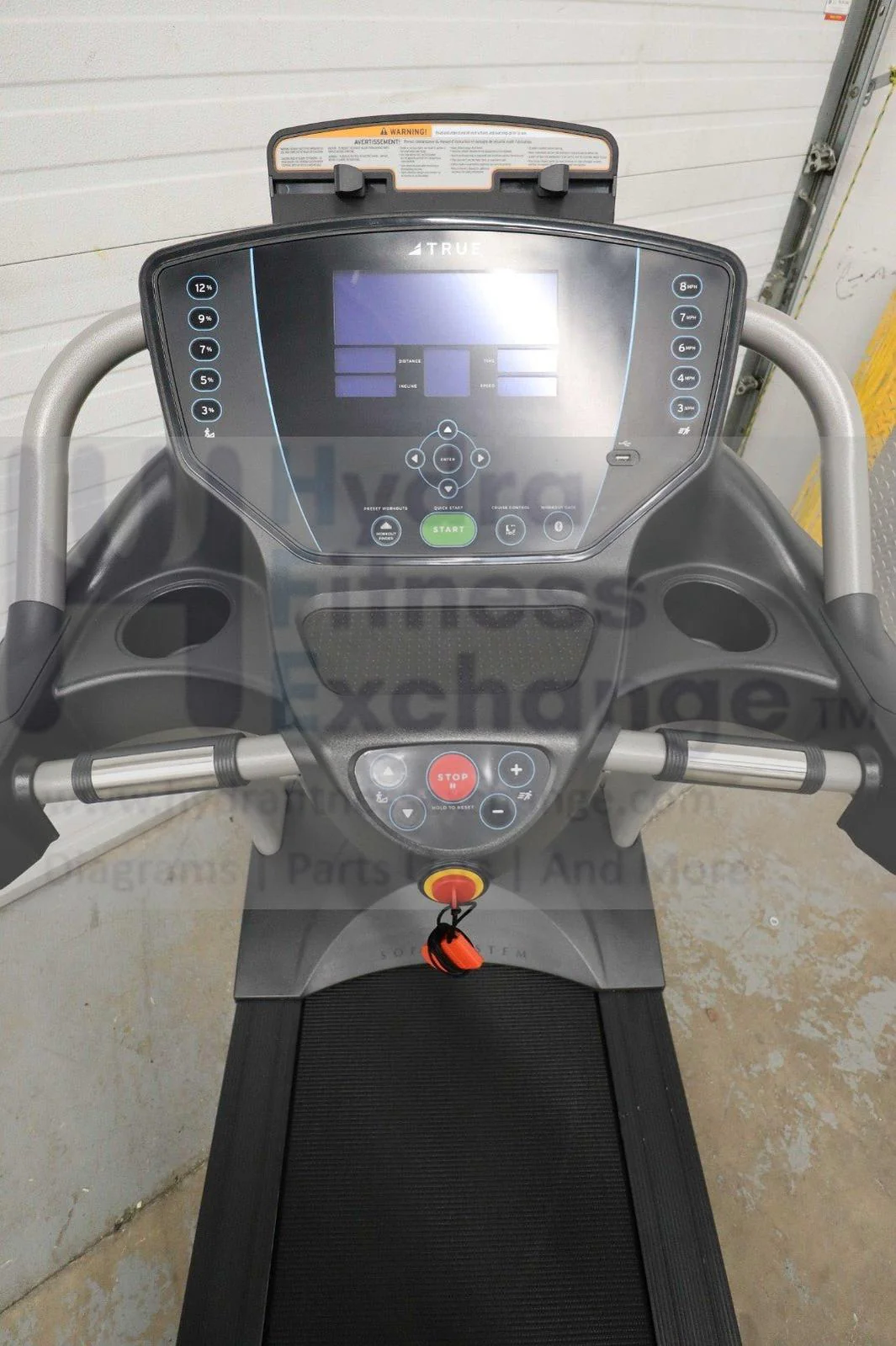 True Fitness Performance 300 TPS300-19 Non Folding Treadmill - Image 4