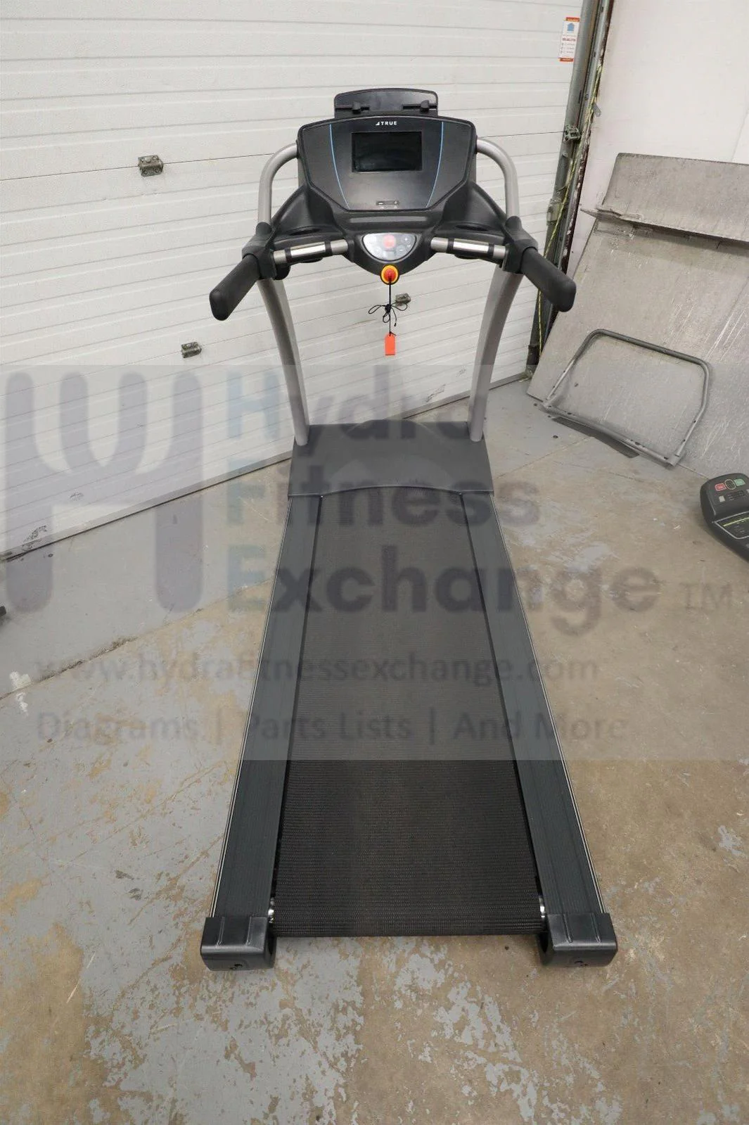True Fitness PS800 Performance Series 800 TPS800 Non Folding Treadmill - Image 3