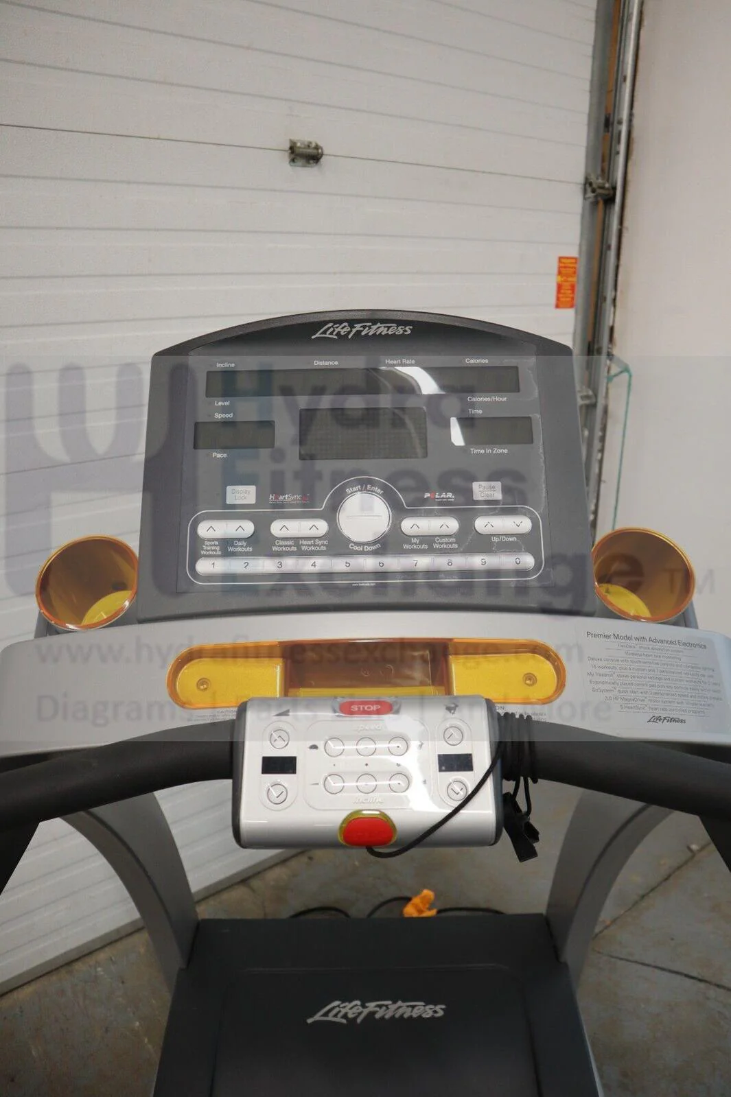 Used Life Fitness T55 T5.5 T5-5 Heavy Duty Treadmill For Home Gym 22 x 60 - Image 3