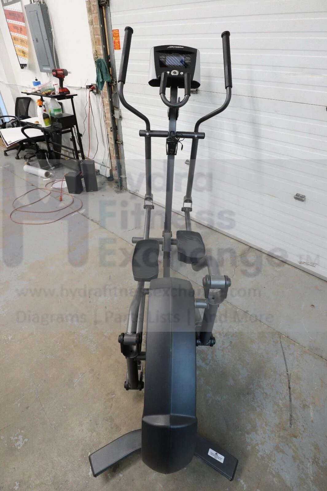 Used Life Fitness X1 w/ Basic Console Elliptical Crosstrainer For Home Gym - Image 2