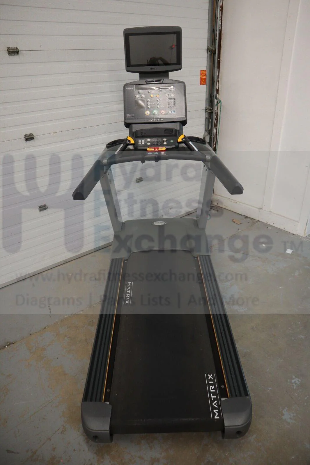 Used Matrix T5x-07 2013 W TV PVS FTM501E Commercial Treadmill For Home Gym - Image 2