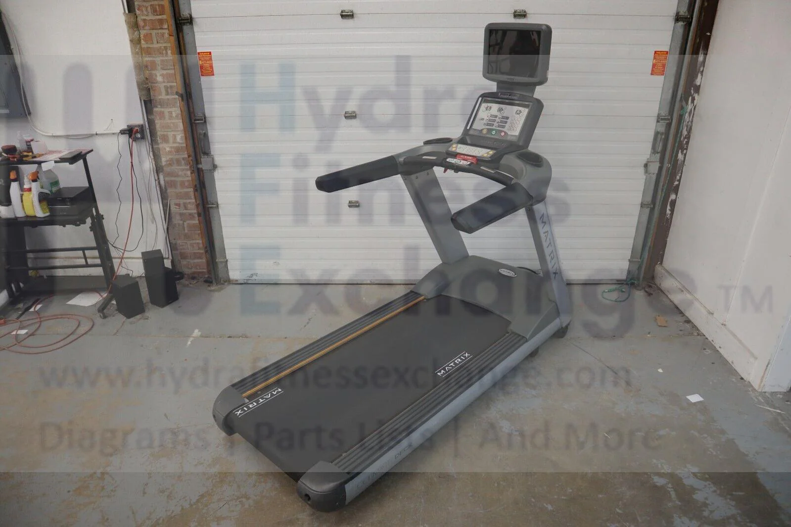Used Matrix T5x W TV Enteratinment PVS Display Commercial Treadmill - Home Gym