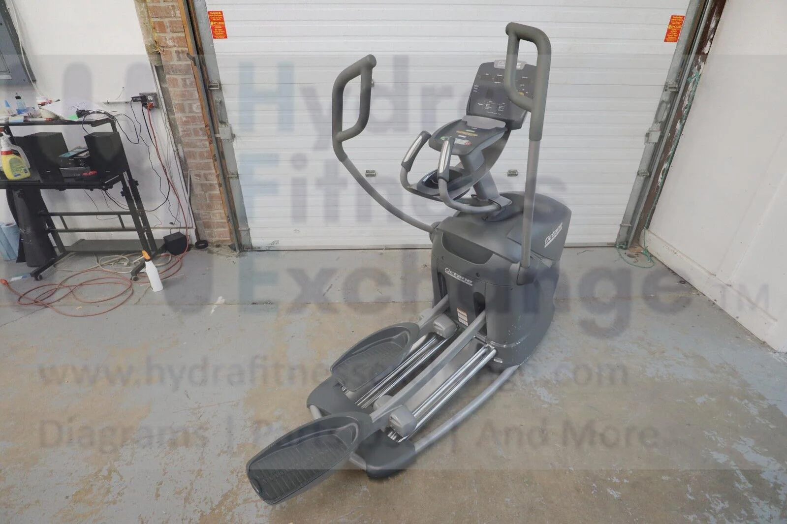 Used Octane Fitness Cross Trainer Q37C F0911B Elliptical - Image 3