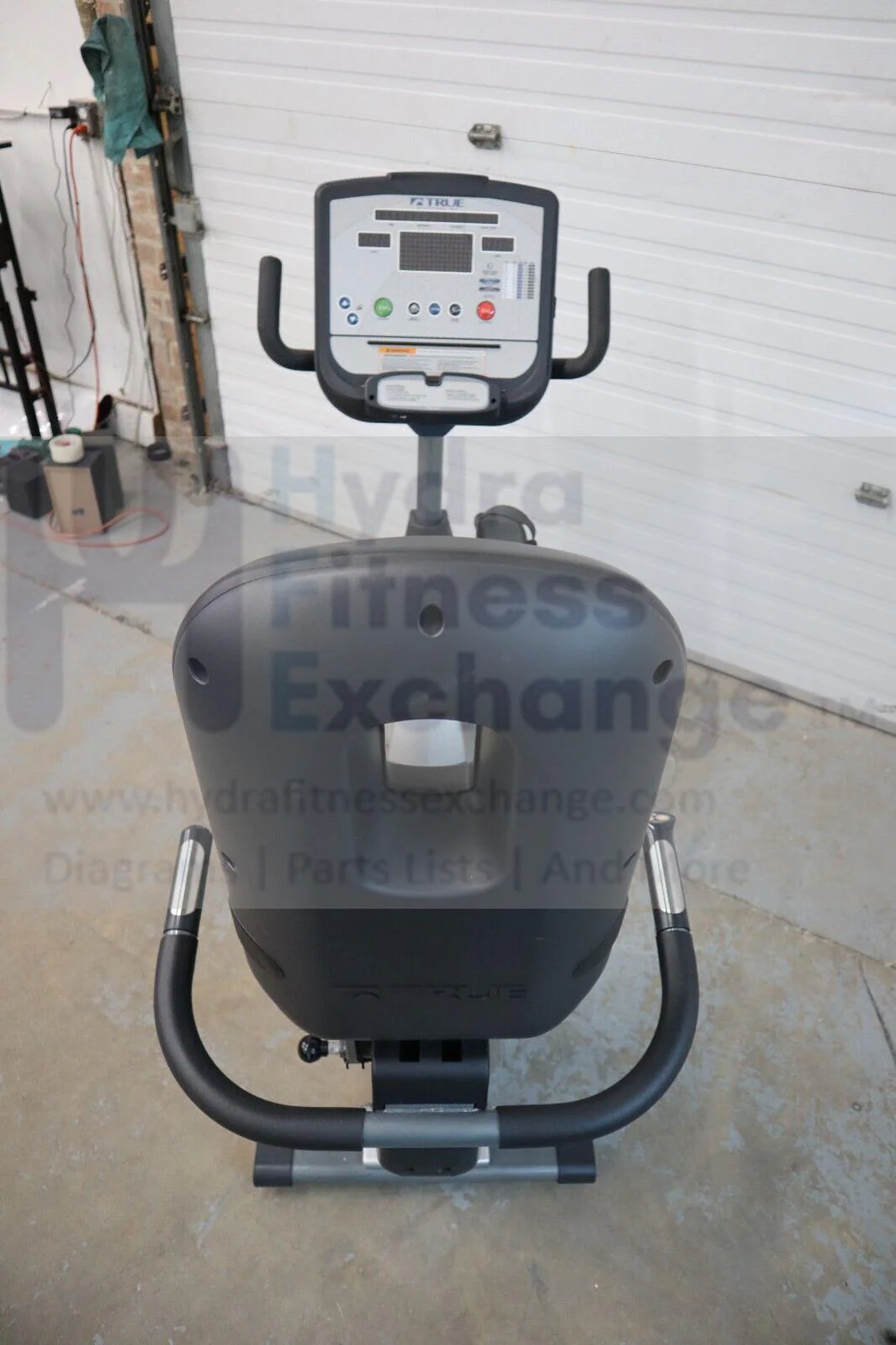 Used True Fitness CS900 - RCS900 Commercial Series Recumbent Bike For Home Gym - Image 2